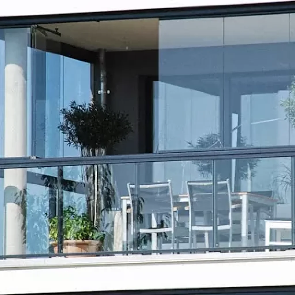 fechamento-de-area-com-vidro